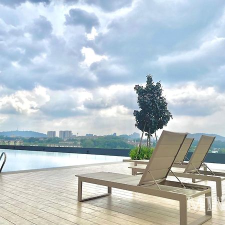 Mrt Balcony Netizen Couple Friendly #29 Apartment Cheras Bagian luar foto